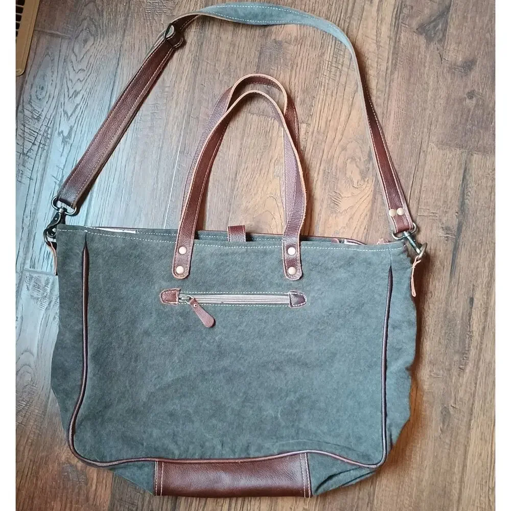 Myra messenger computer bag Very Clean Leather & Canvas